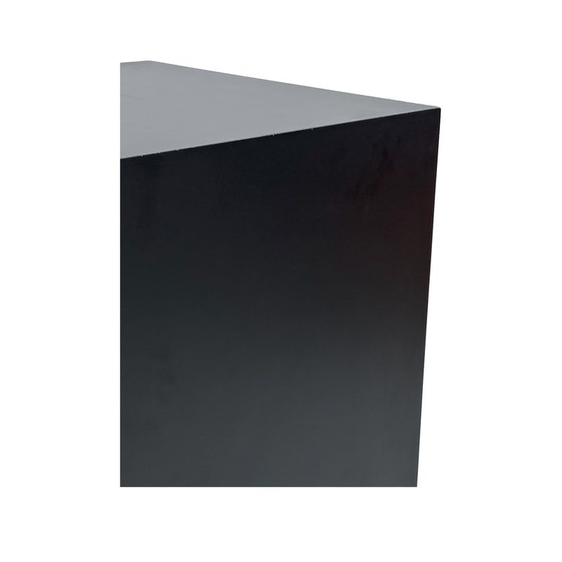 F-PN105-BL Type 5 Plinth in black paint